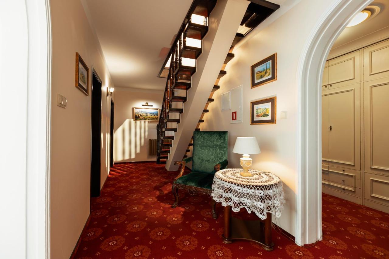 Villa Toscania-Check In 24H Poznań Exterior foto